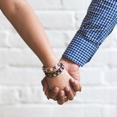 Spraw prezent na dzień chłopaka, który podkreśli Twoją miłość.