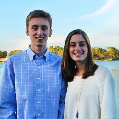 Jaki upominek wybrać dla rodzeństwa — wybieramy prezent dla brata i siostry